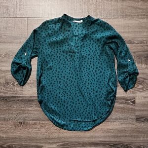 💋 Lush animal print Tab Sleeve Blouse 💋